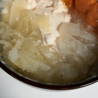 豆腐とかぼちゃ白菜スープ